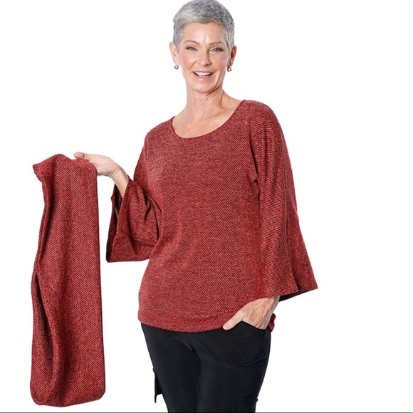 Nwt MARALLIS heavy knit top with detachable collar/scarf - Picture 3 of 7